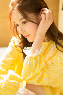14岁女学生可以穿情趣衣服吗